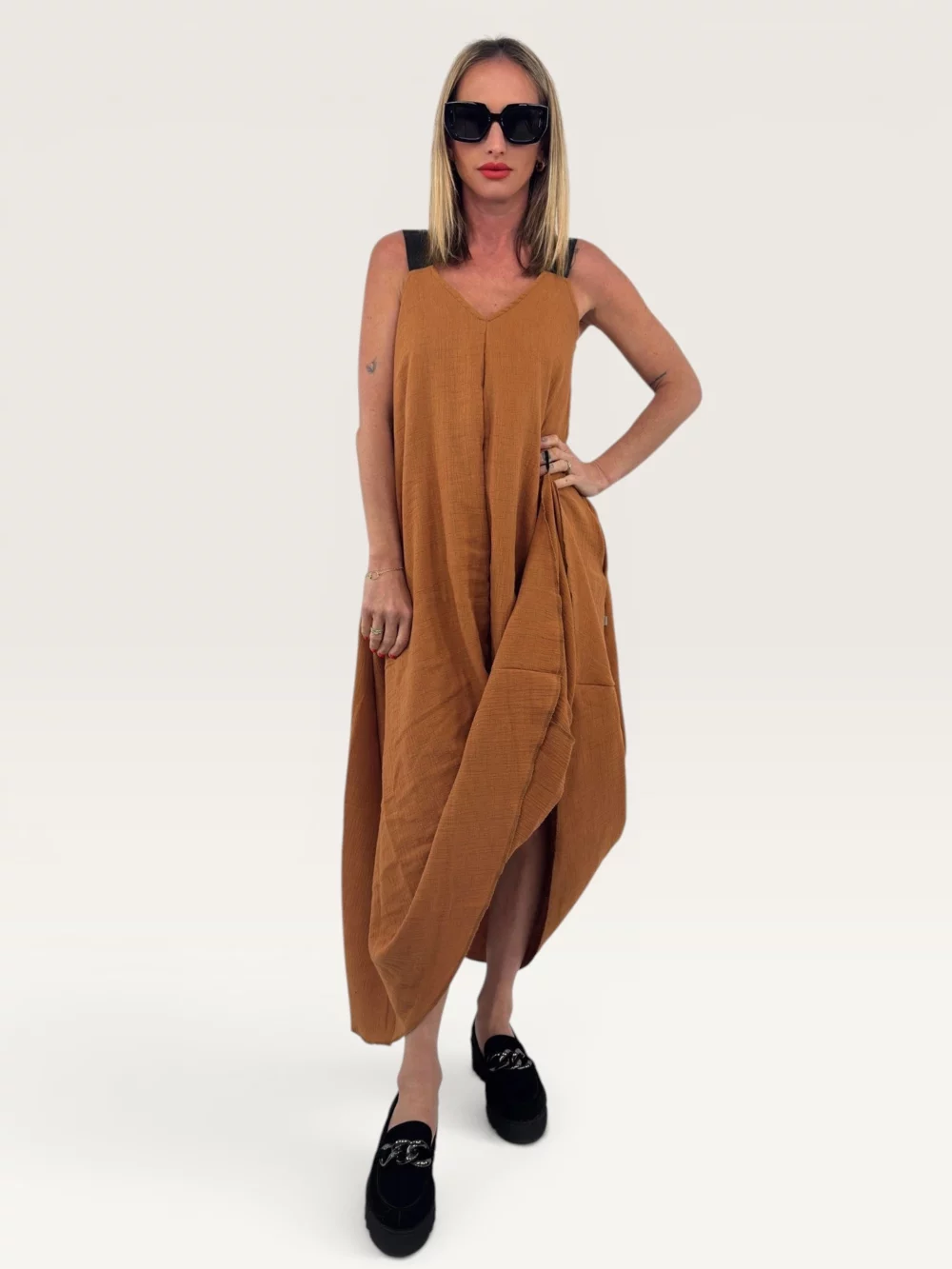 Šaty "RUBBER LONG" camel