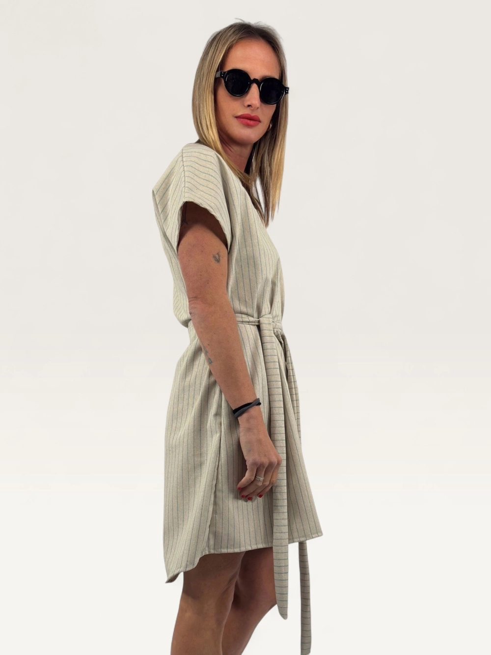Šaty "FLAX SHORT" mocca proužkované